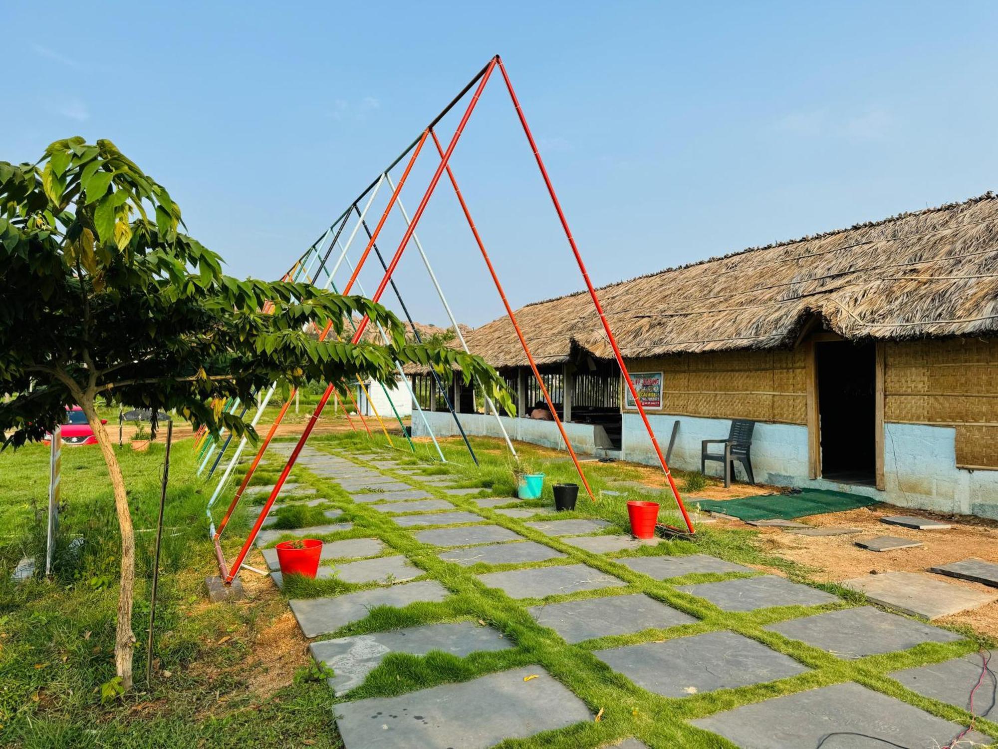 Murali Guesthouse Хампи Экстерьер фото